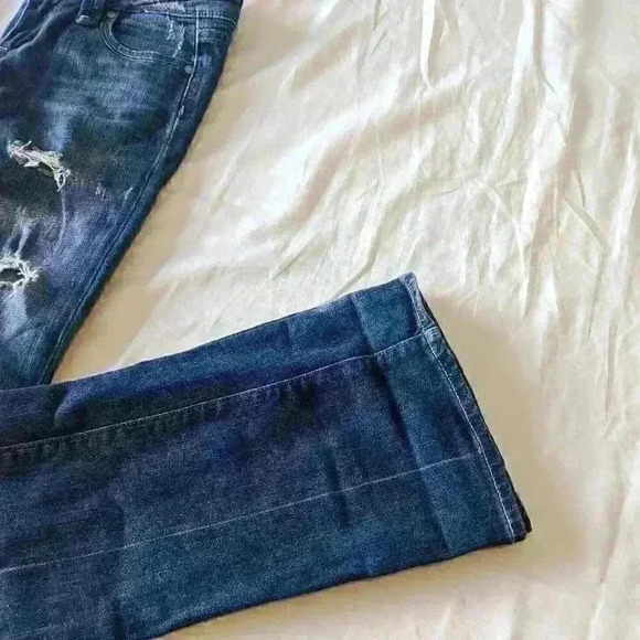 Paige Premium Denim, Ripped Jeans, Flare leg, Size  5, Low raise - Picture 2 of 10